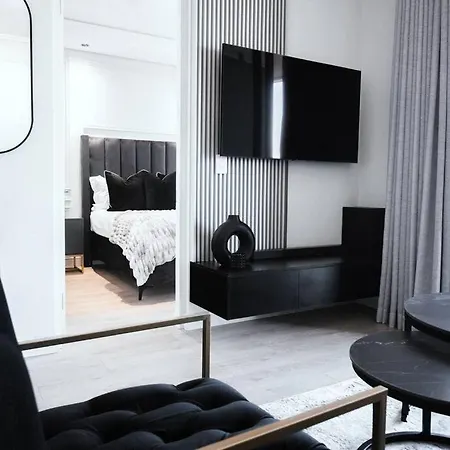 Modern Marvel In The City Midrand Exterior photo