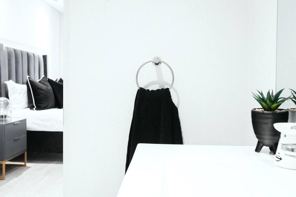 Modern Marvel In The Apartment *