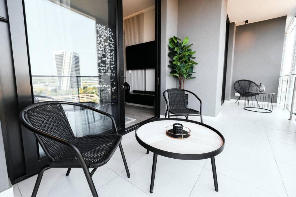 Modern Marvel In The Apartment
