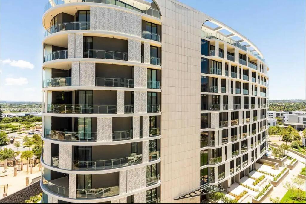 Modern Marvel In The Apartment Midrand